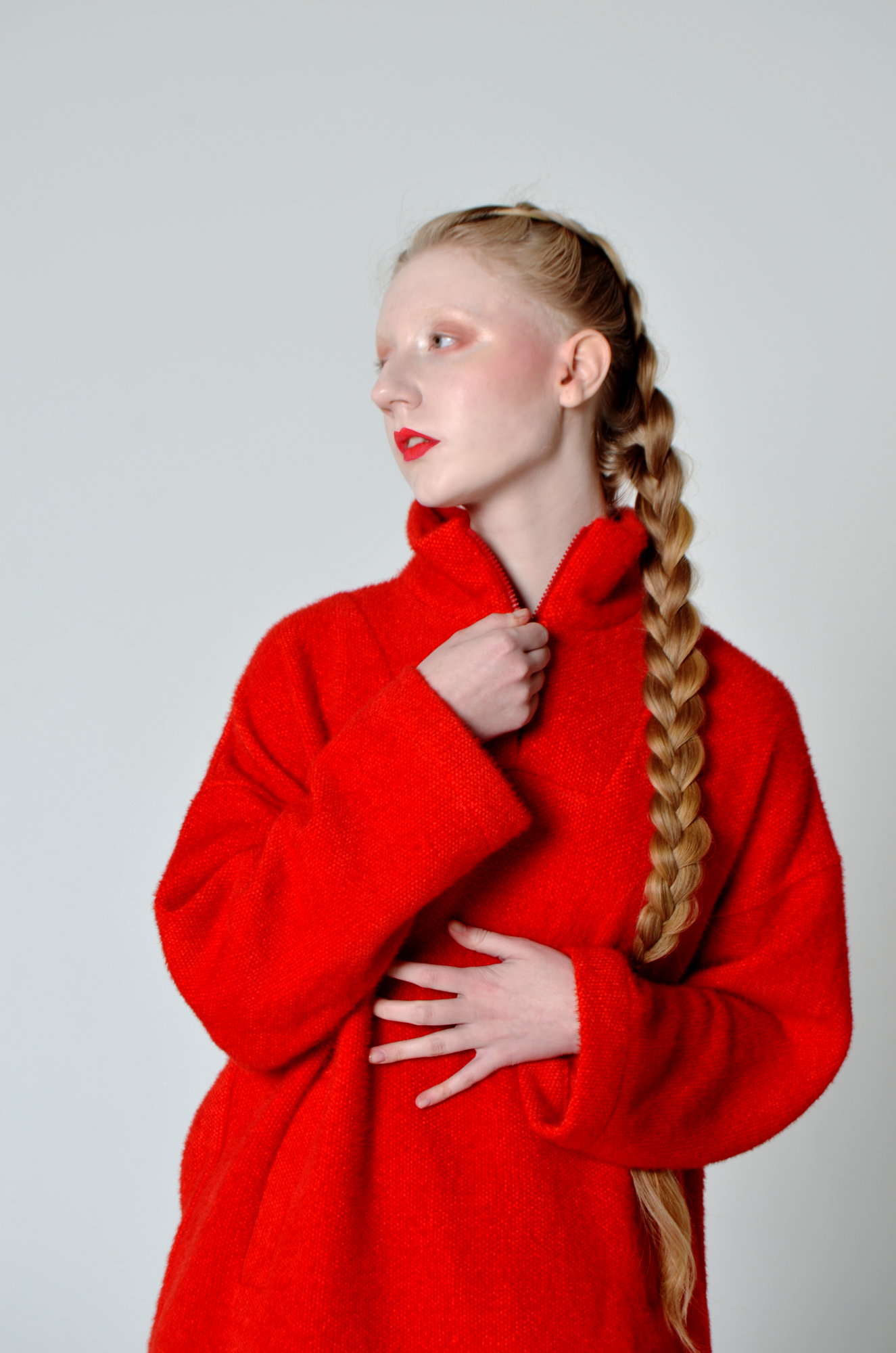 Свитер на молнии "Скарлет"