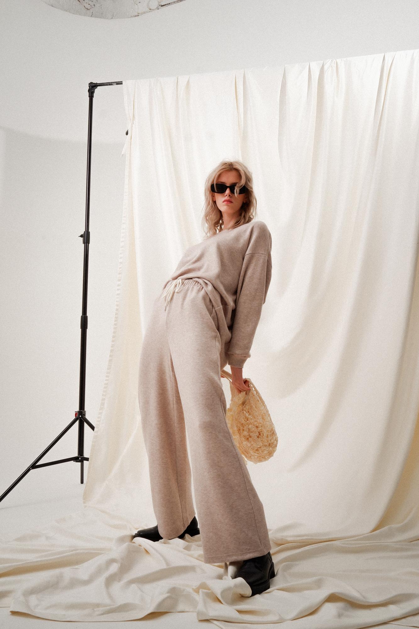 Брюки прямые "Песчаная Роза" трикотажные