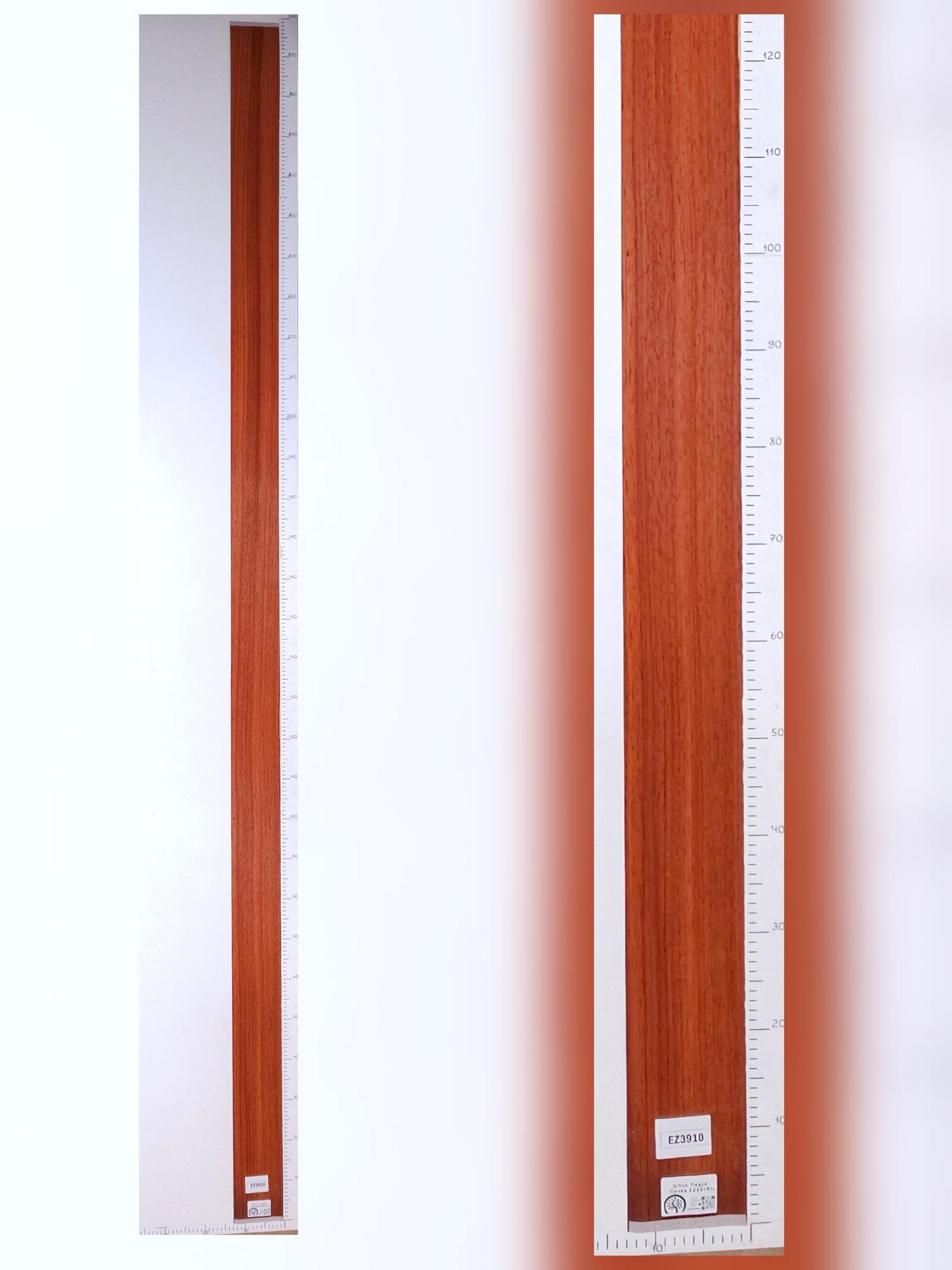 Шпон Падук лист 2,95х0,13м EZ3910