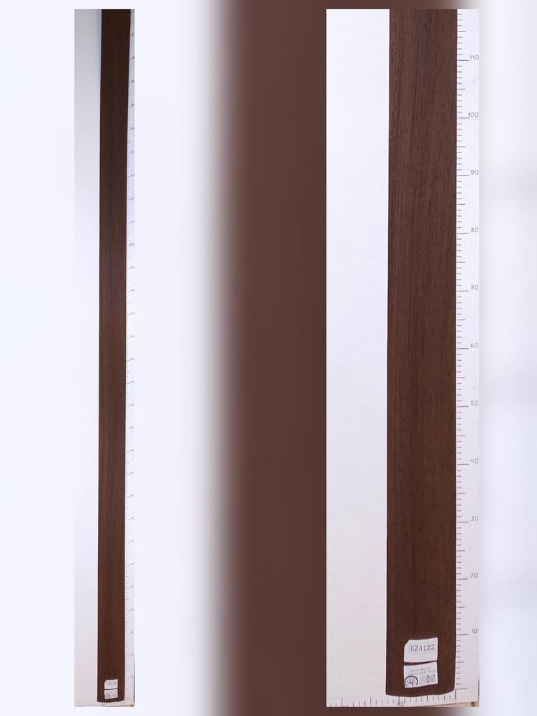 Шпон Венге лист 3,36х0,12м EZ4121