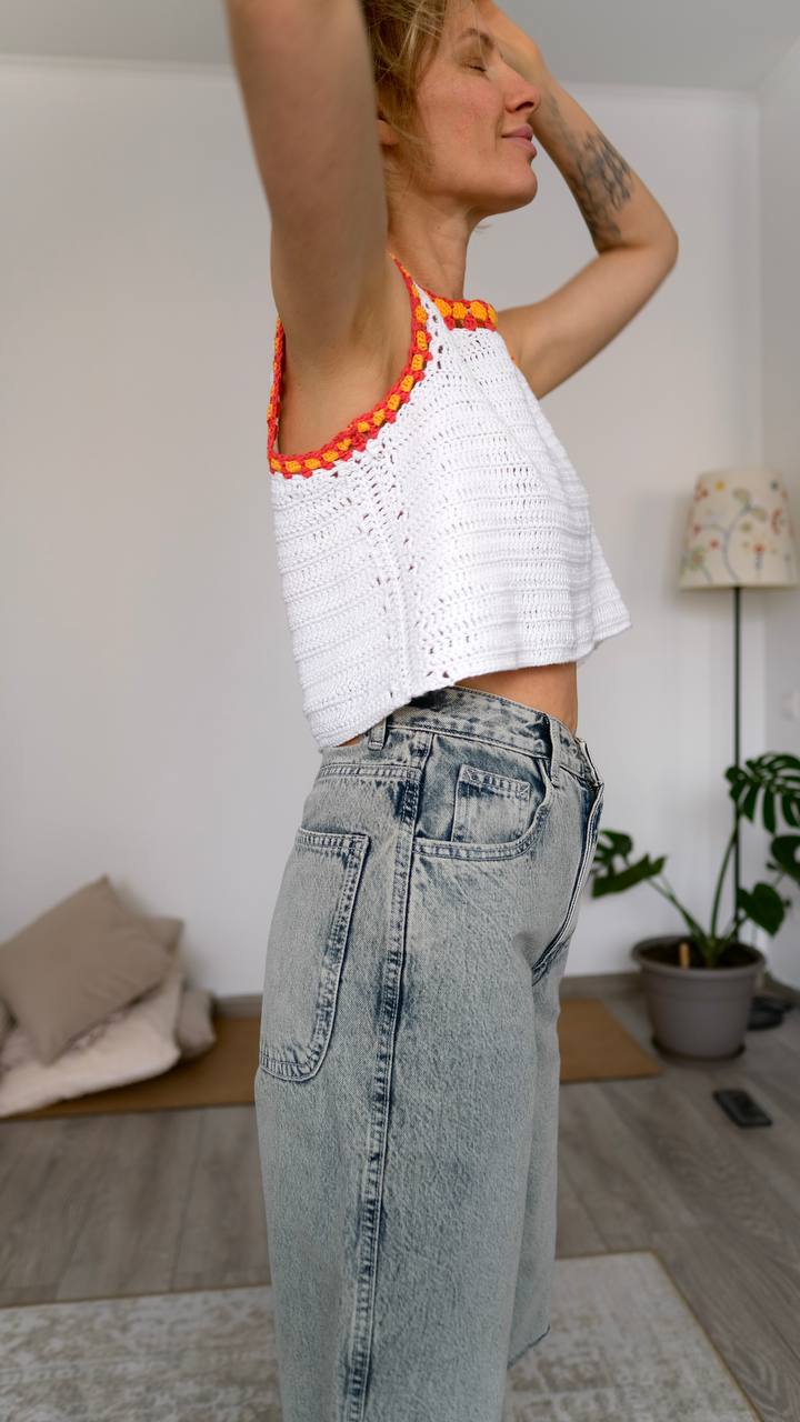 Топ с бусами