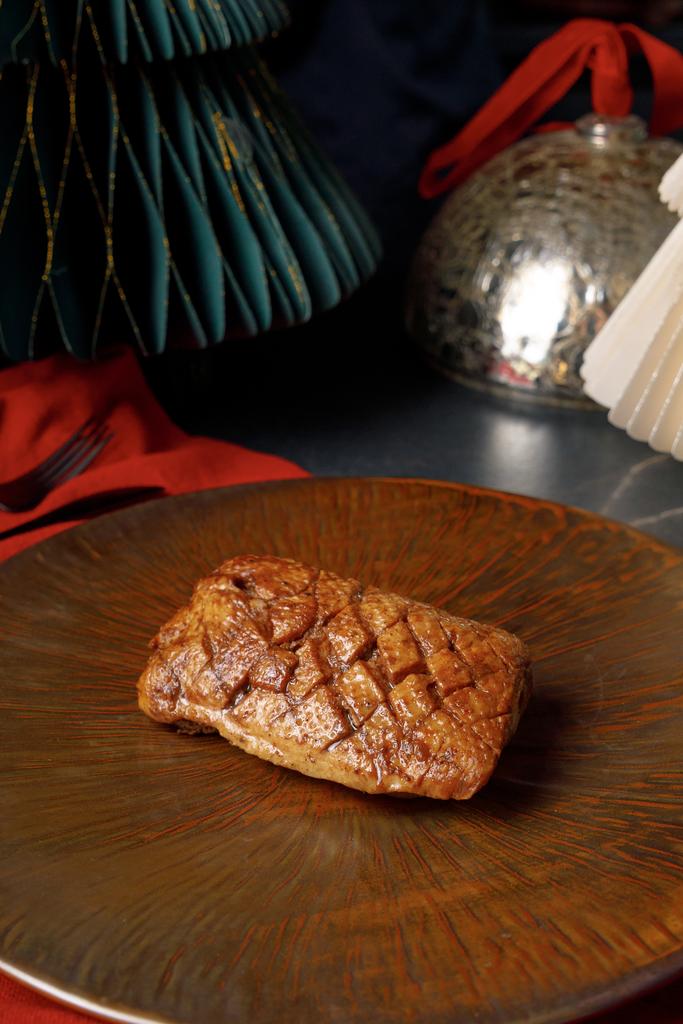 Утиное филе в соусе Хайсин