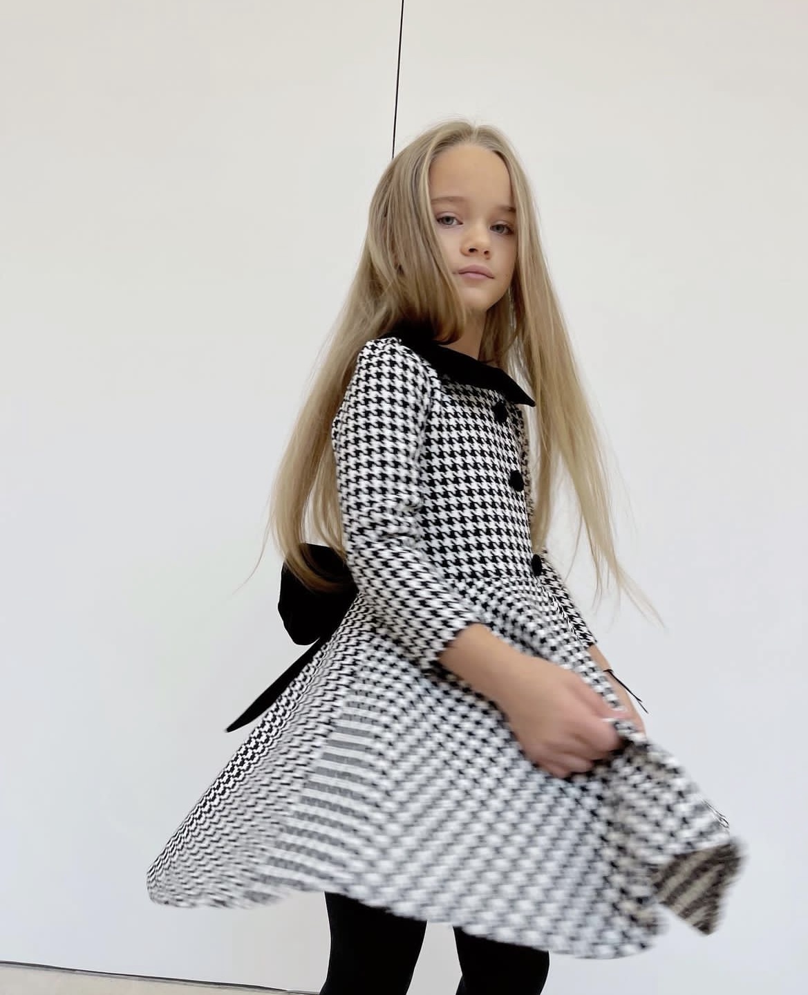 Платье в гусиную лапку