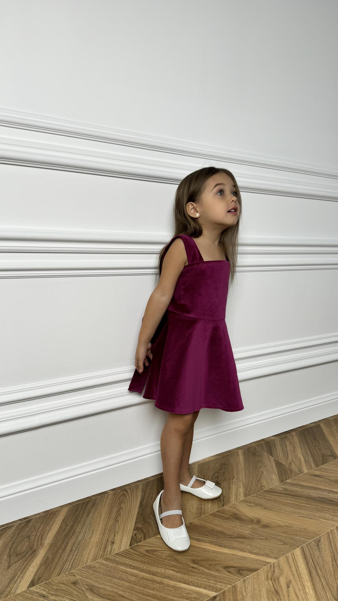 Костюм из бархата розовый