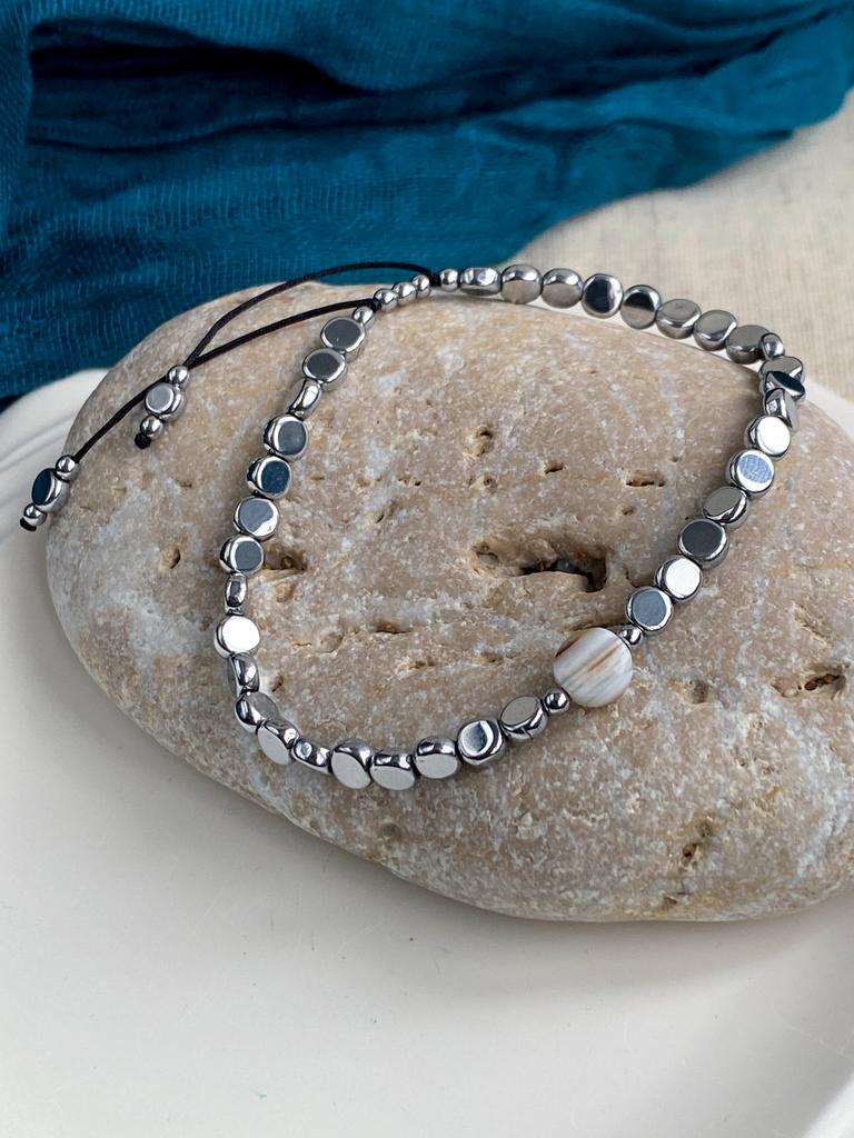 Браслет из гематита и агата ботсвана