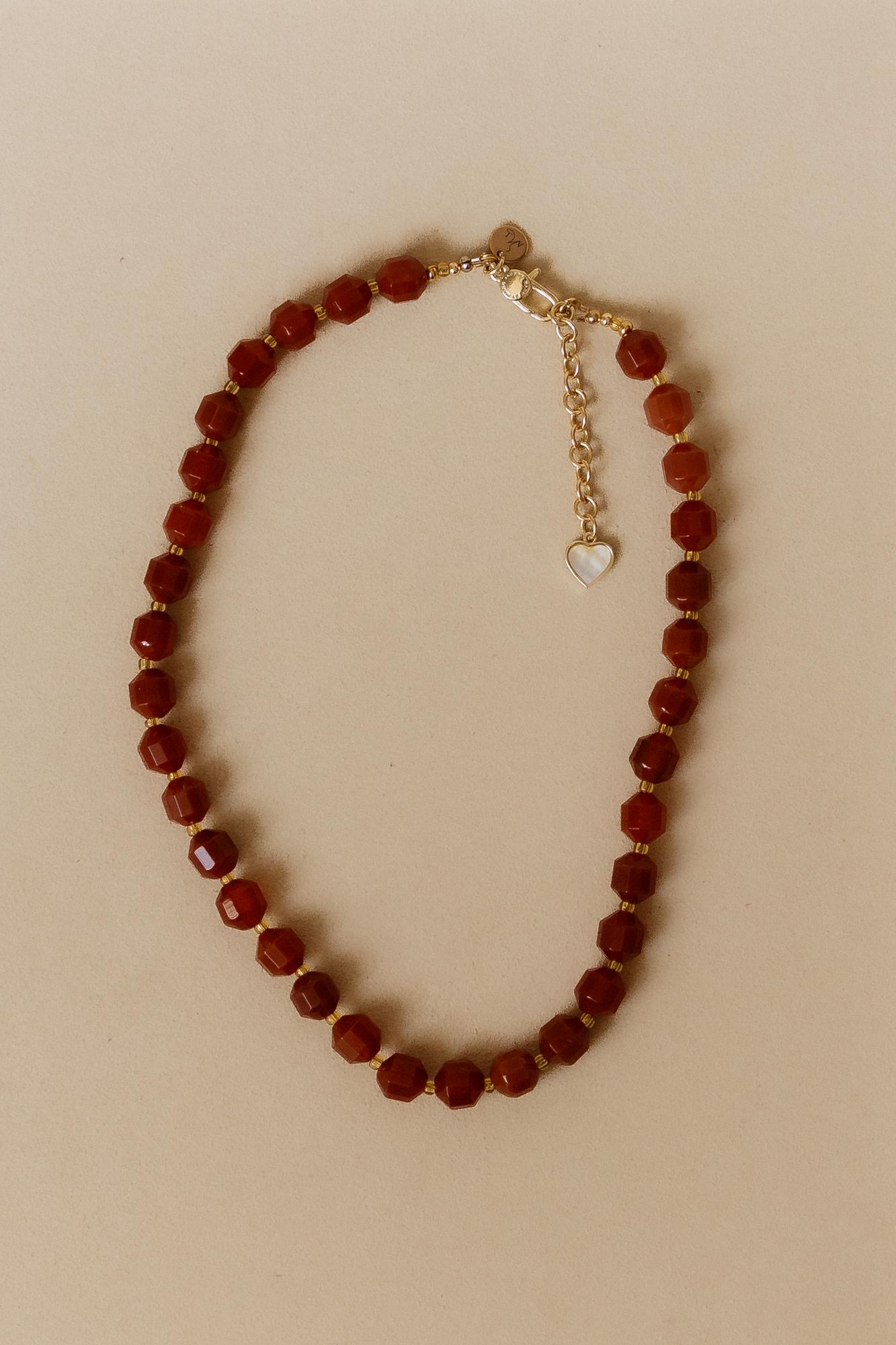 Колье сердолик с вставками из стекляруса