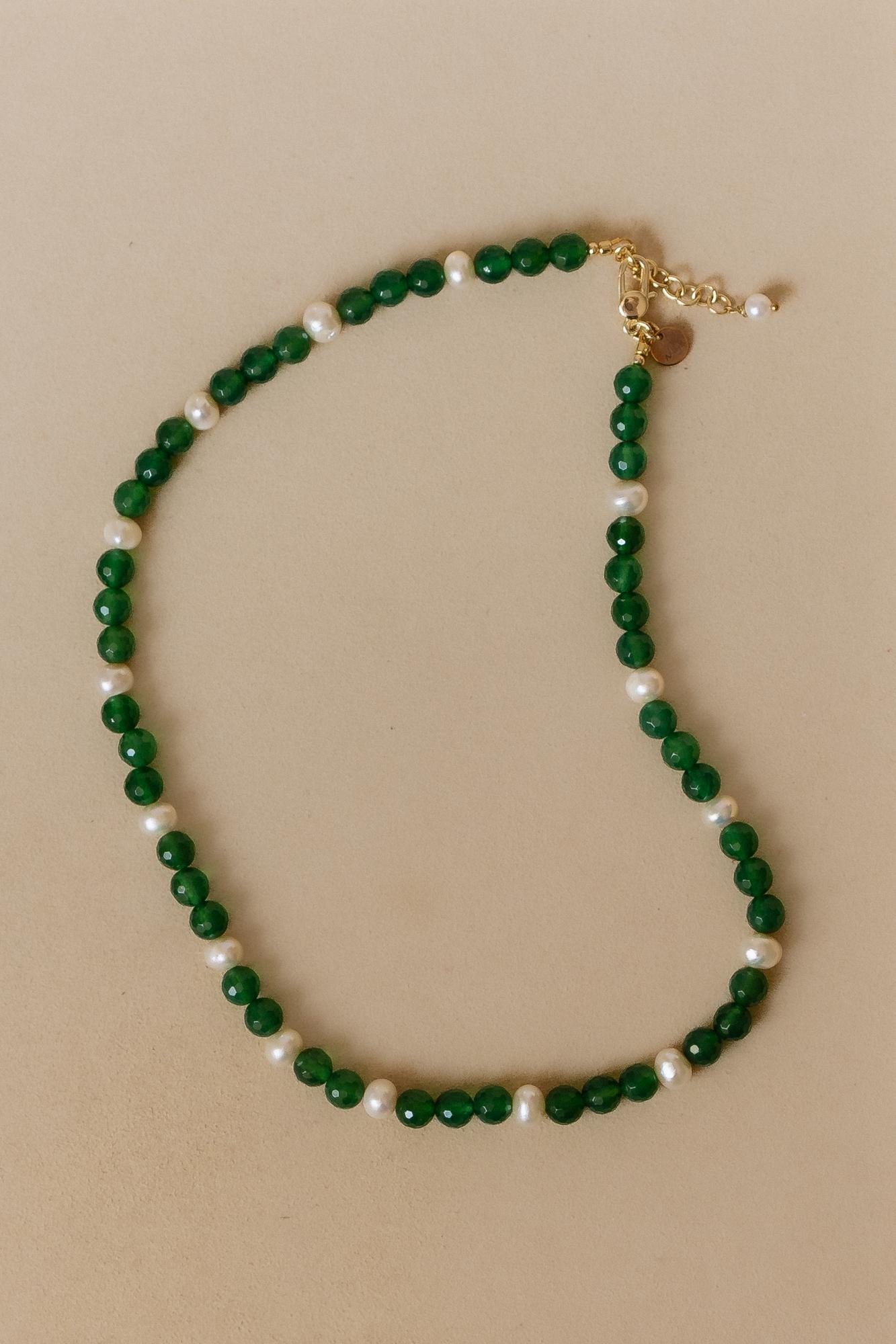 Колье хризопраз с жемчугом