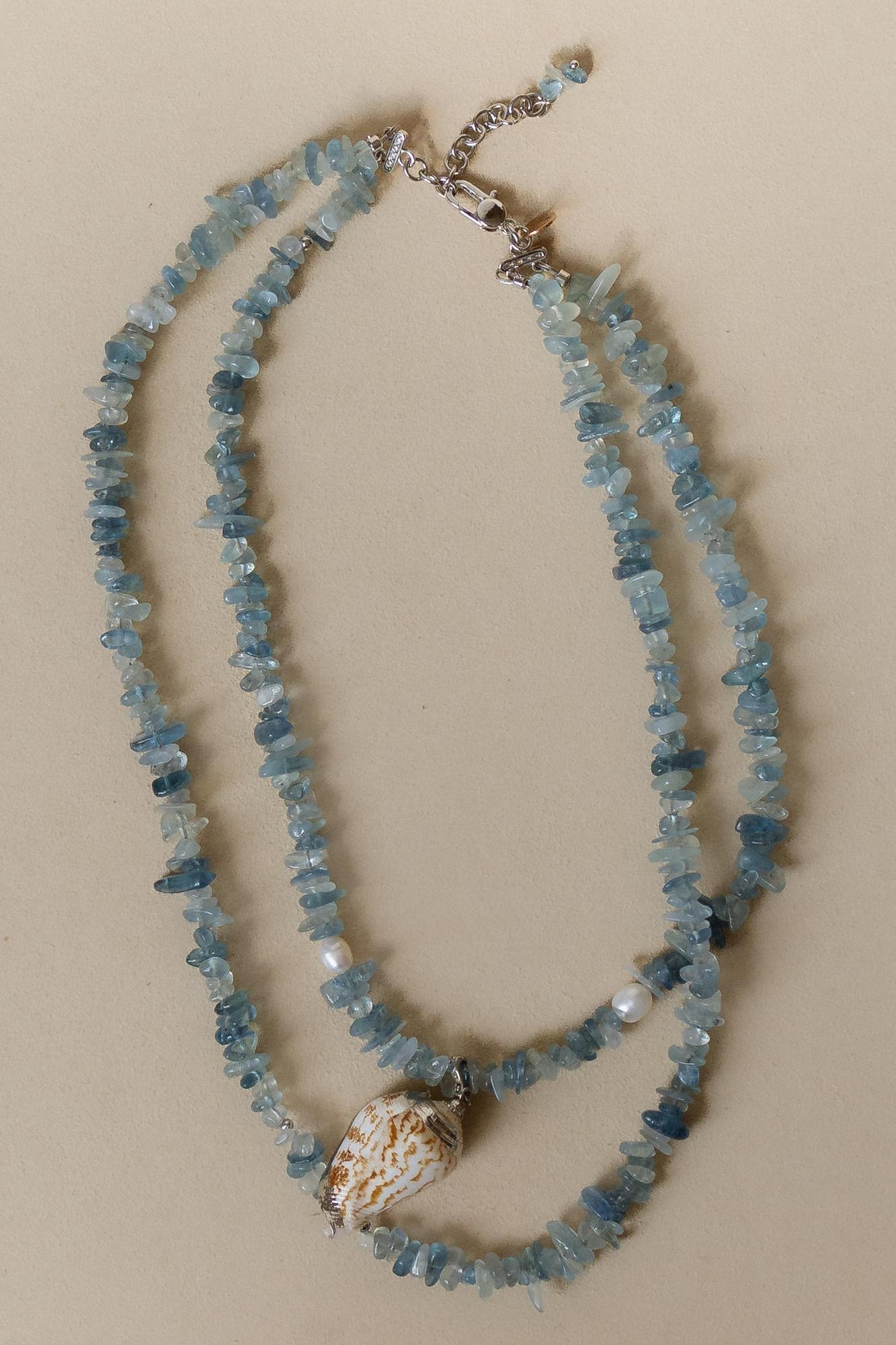 Колье двойное аквамарин с подвеской ракушкой