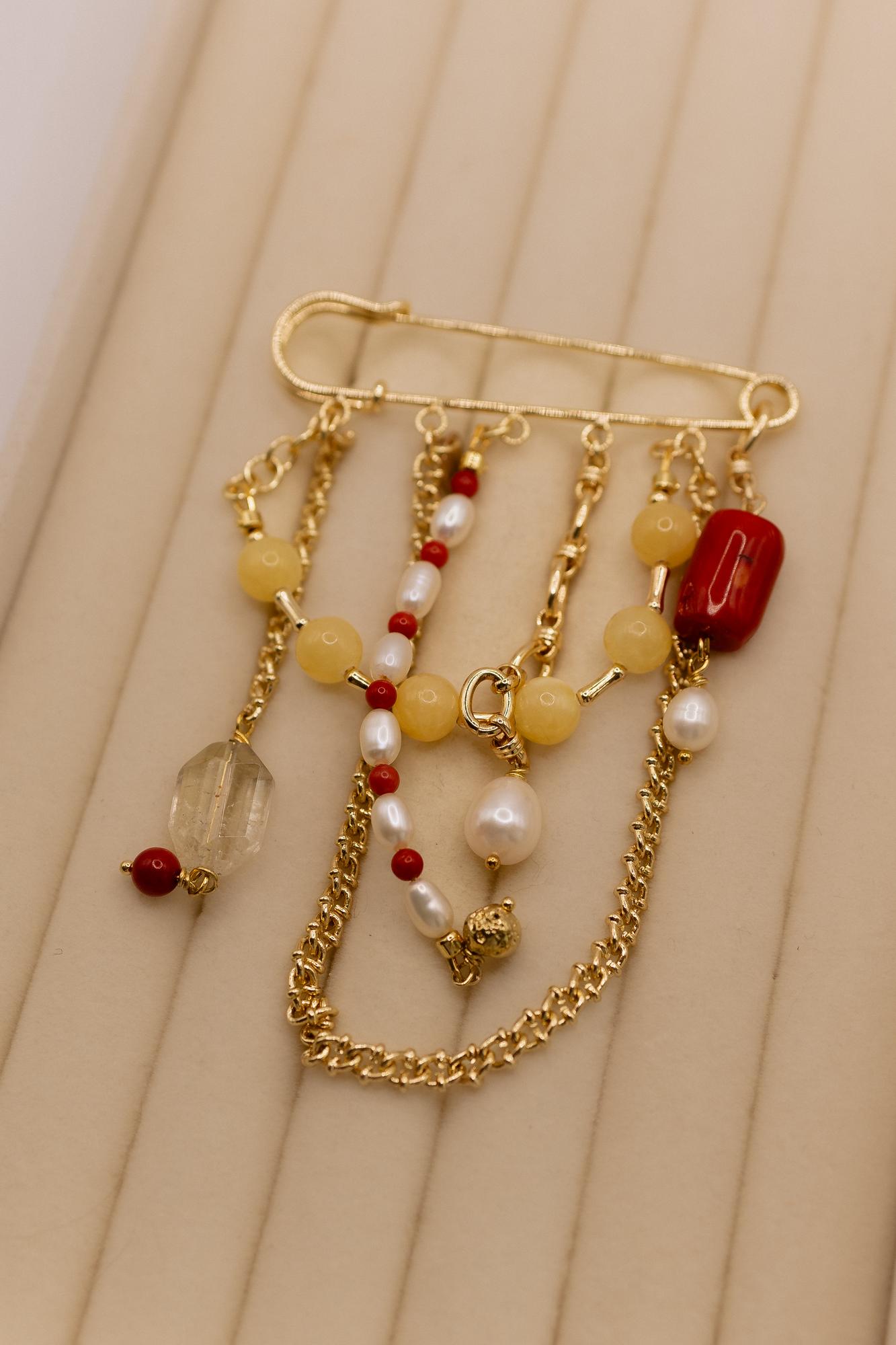 Брошь-булавка коралл и жемчуг