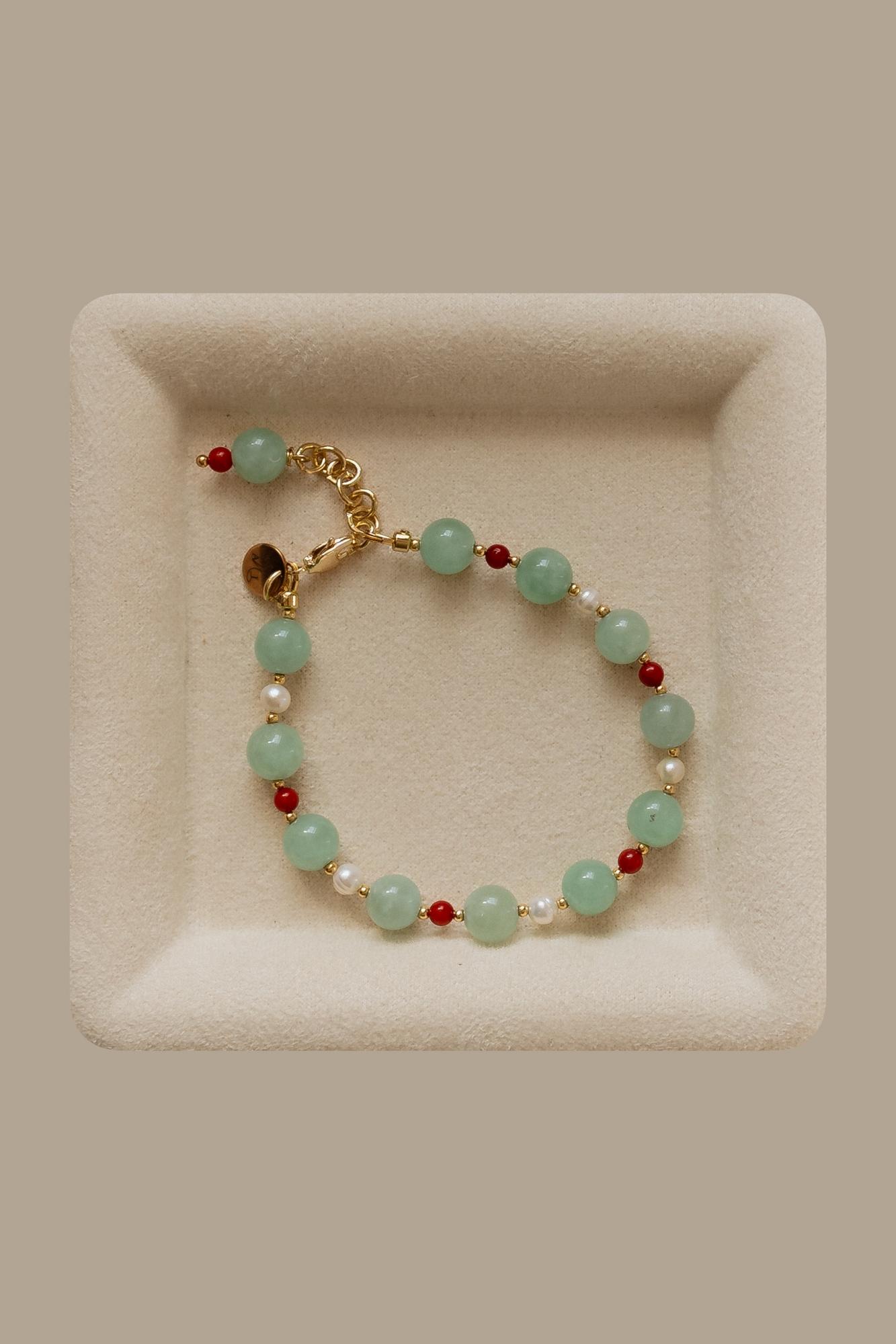 Браслет ангелит и коралл