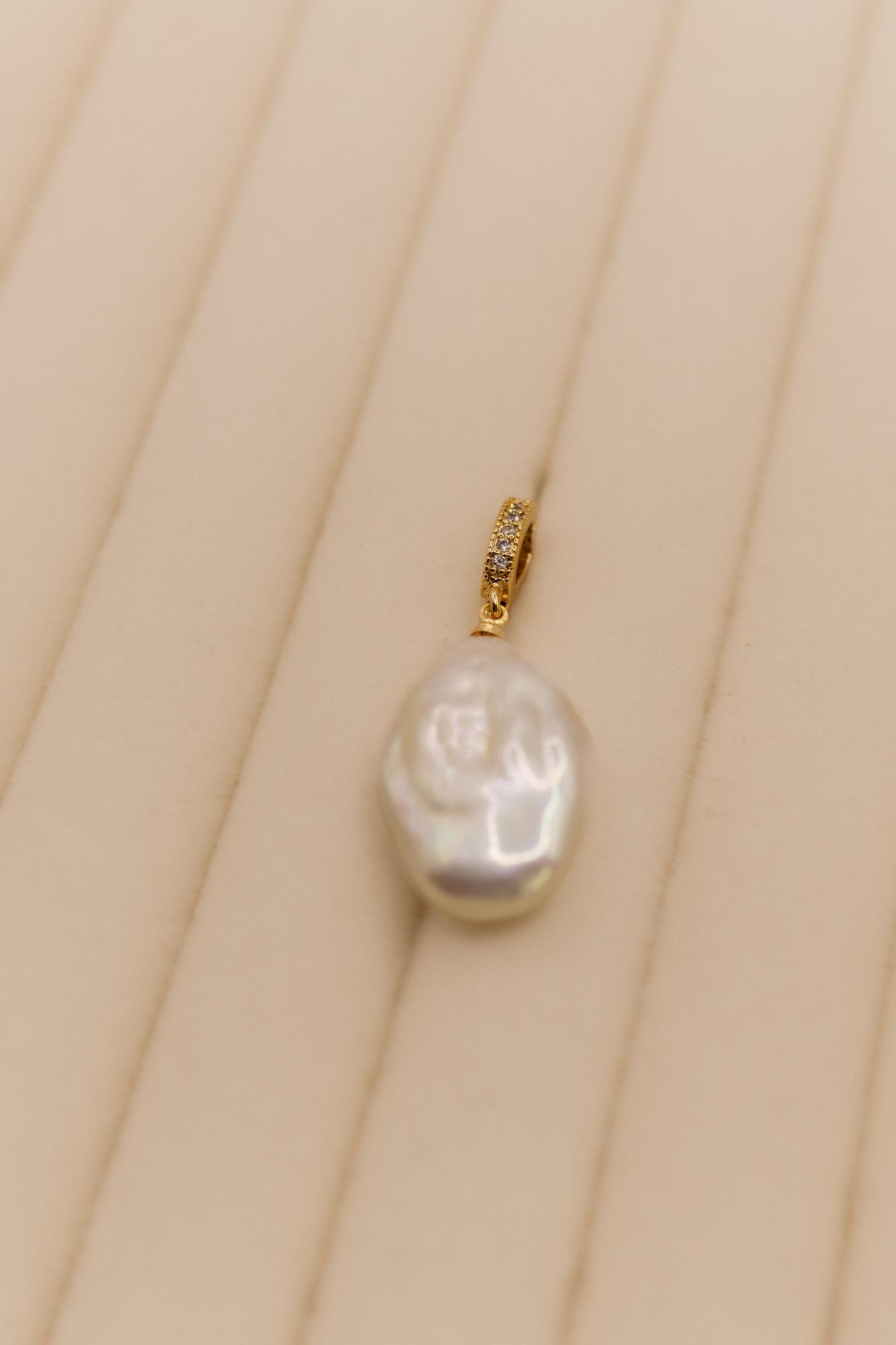 Жемчужина барокко белая, золото