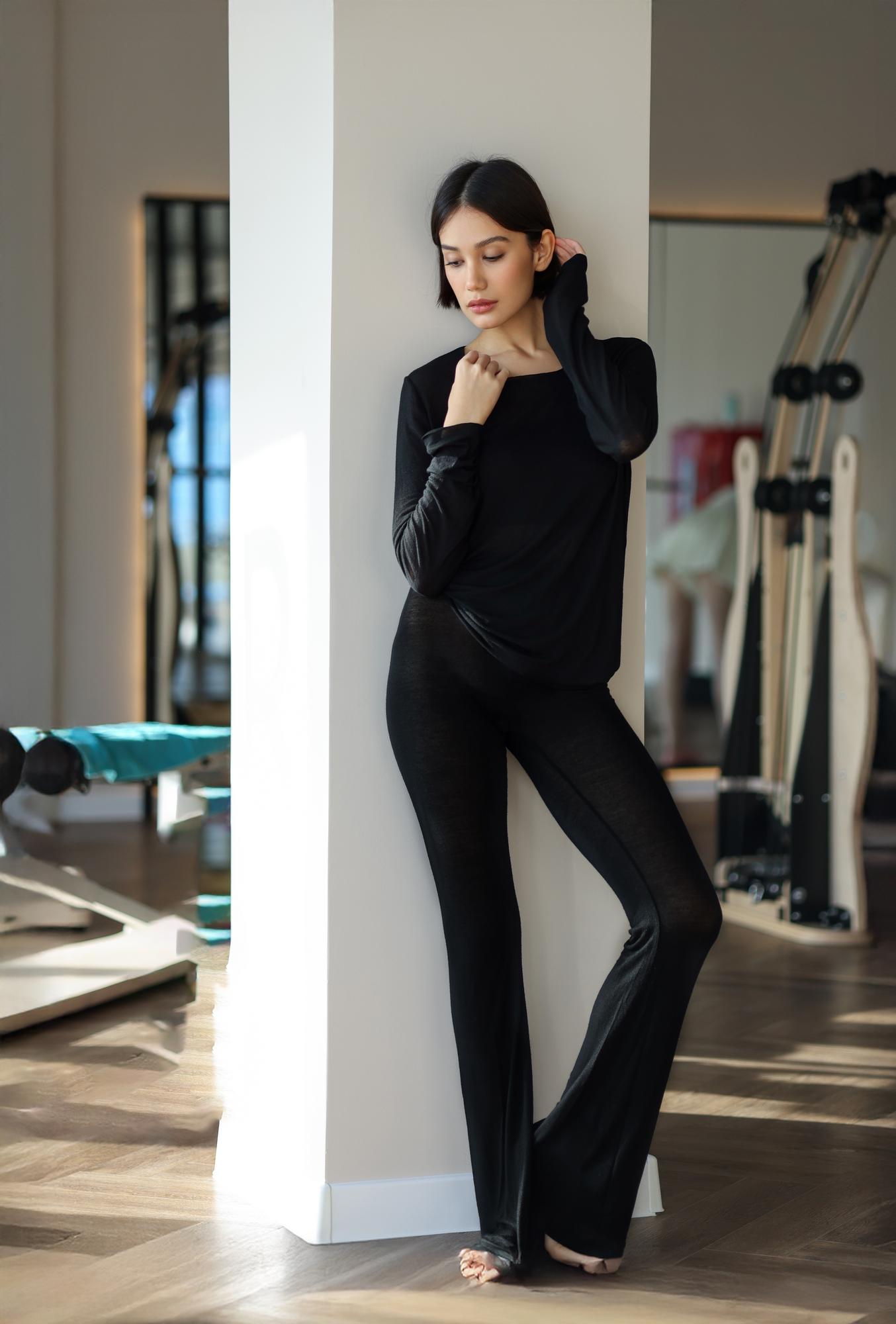 Костюм базовый полупрозрачный черный