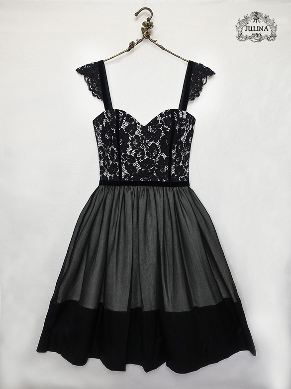 Платье из кружева и шелка вечернее Cecile