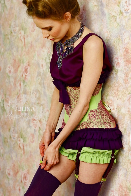 Комплект шелковый "Ароматом Пионов"