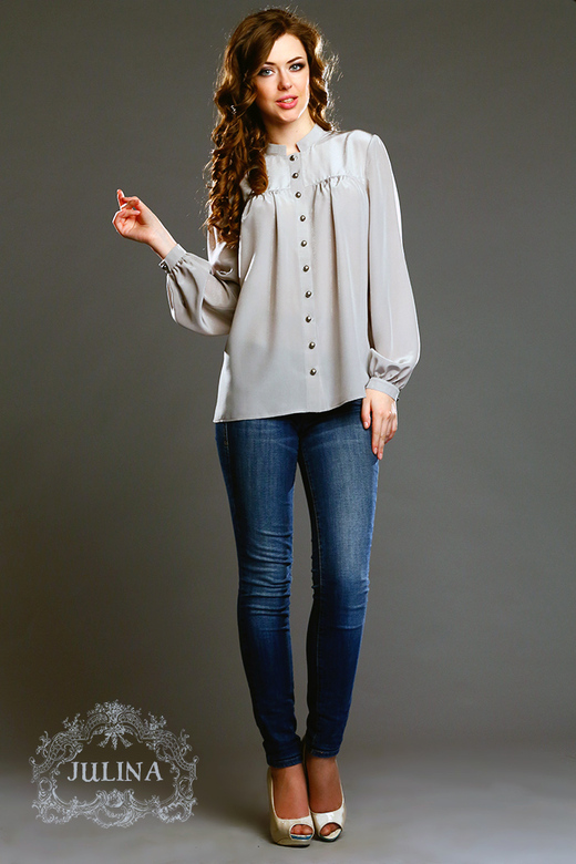 Блузка из натурального серого шелка