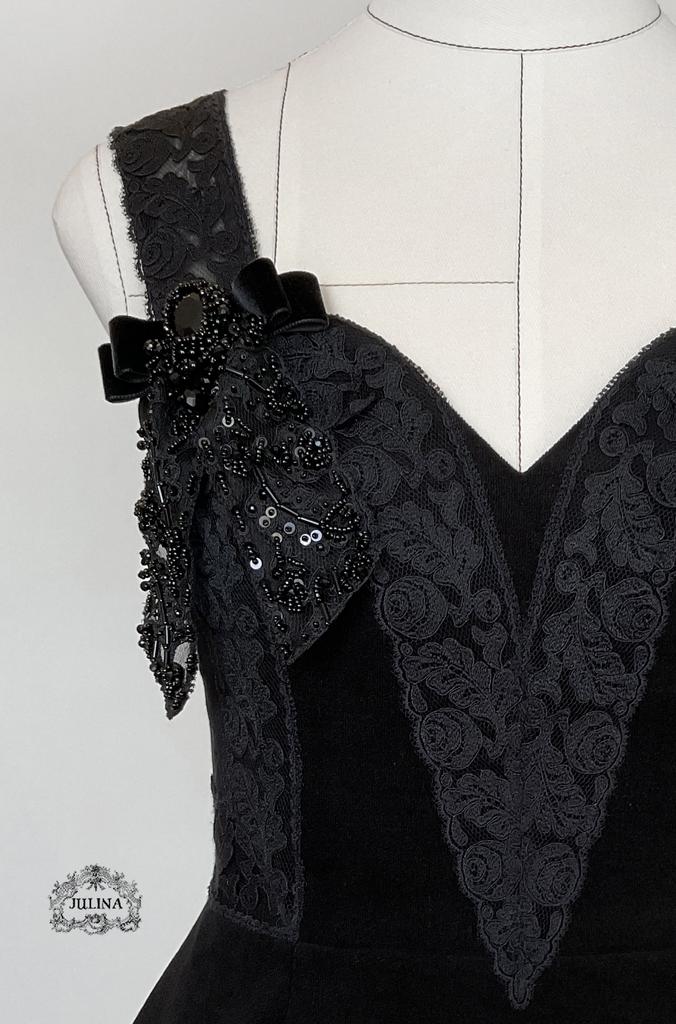 Корсет вечерний черный бархатный