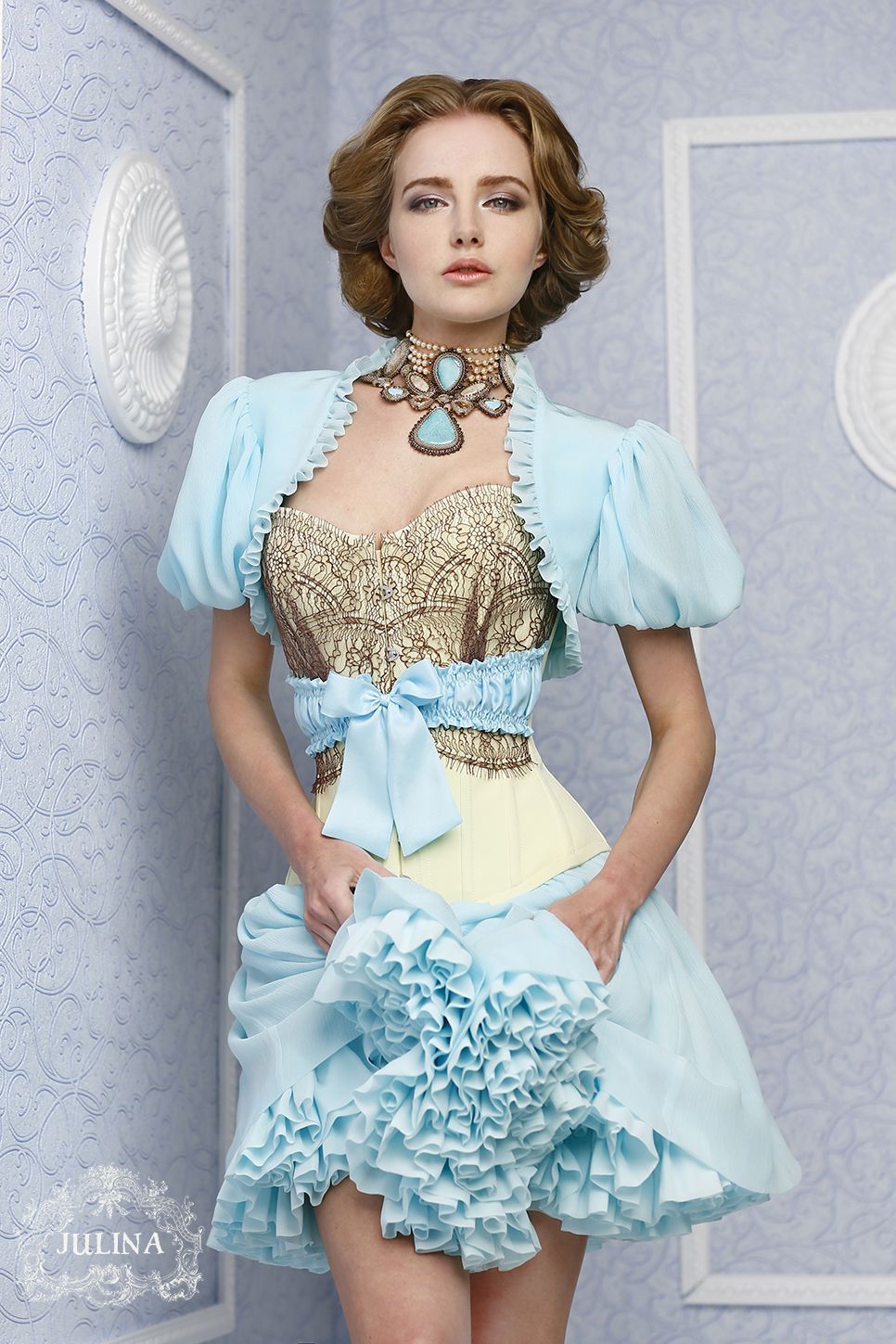 корсетное шелковое платье