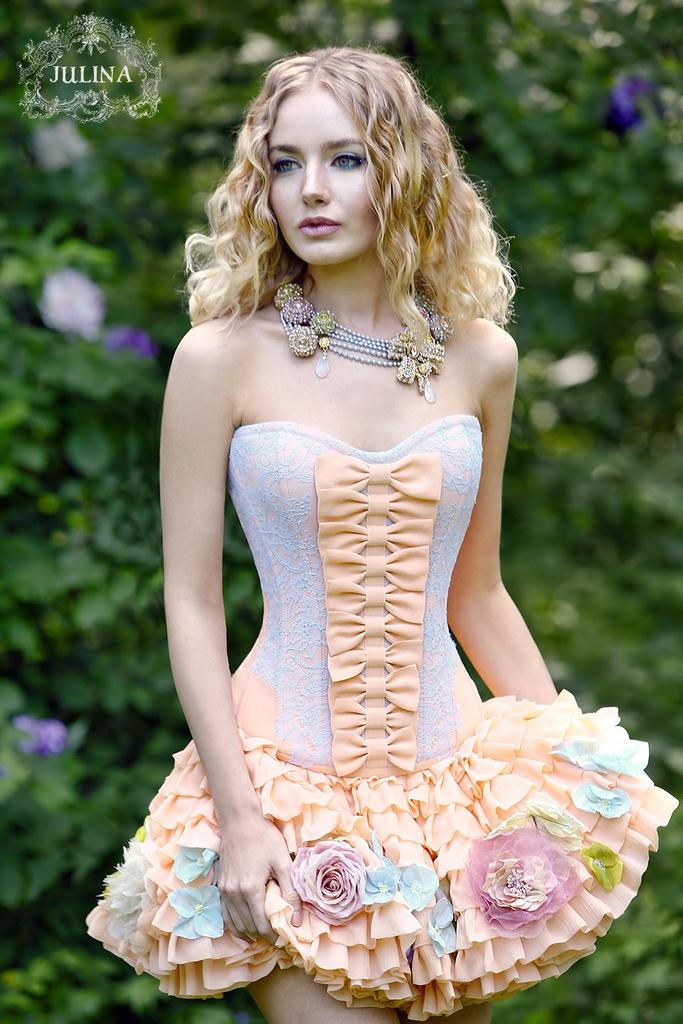 корсет из натурального шелка