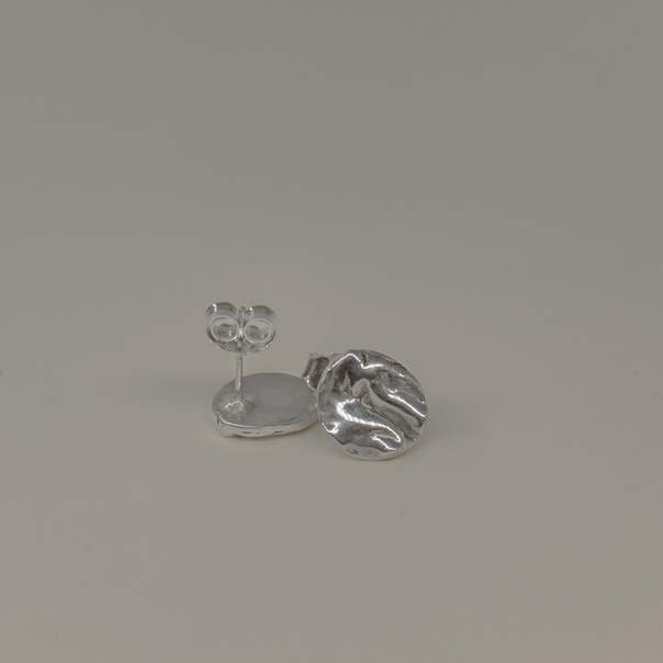 Серьги-пуссеты Волны Sergacheva