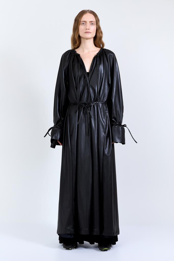 Плащ SHELTER vegan leather black Otocyon