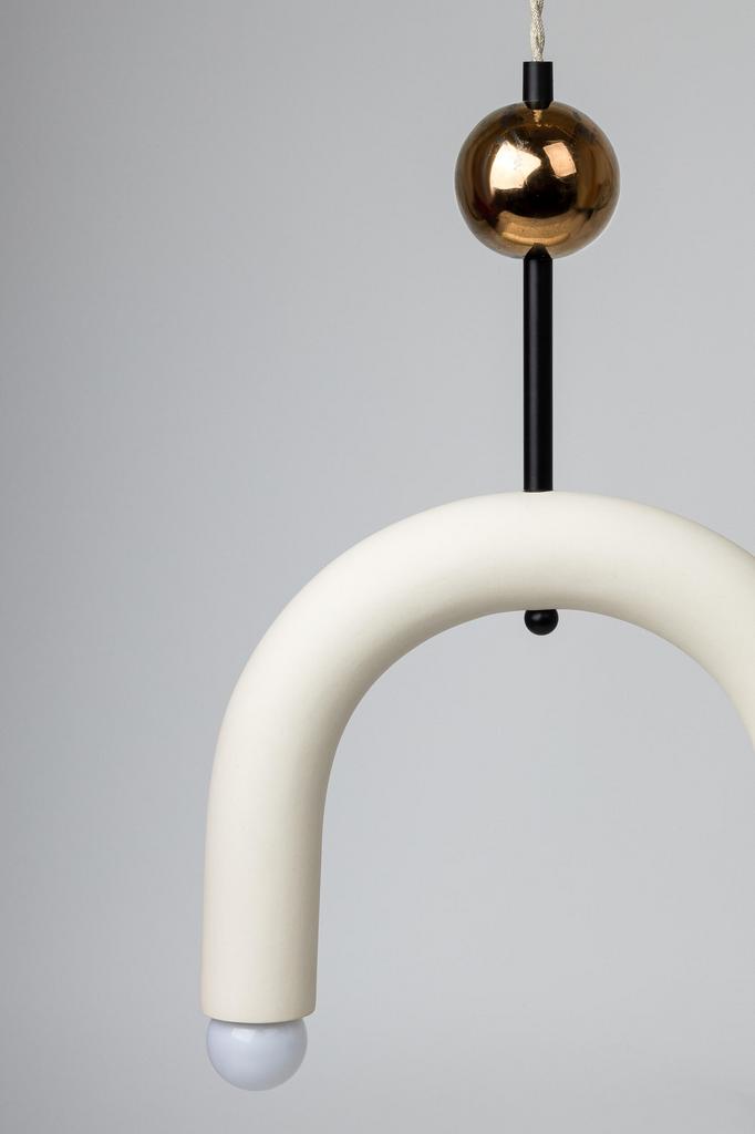 MOROSHKA arc [white]