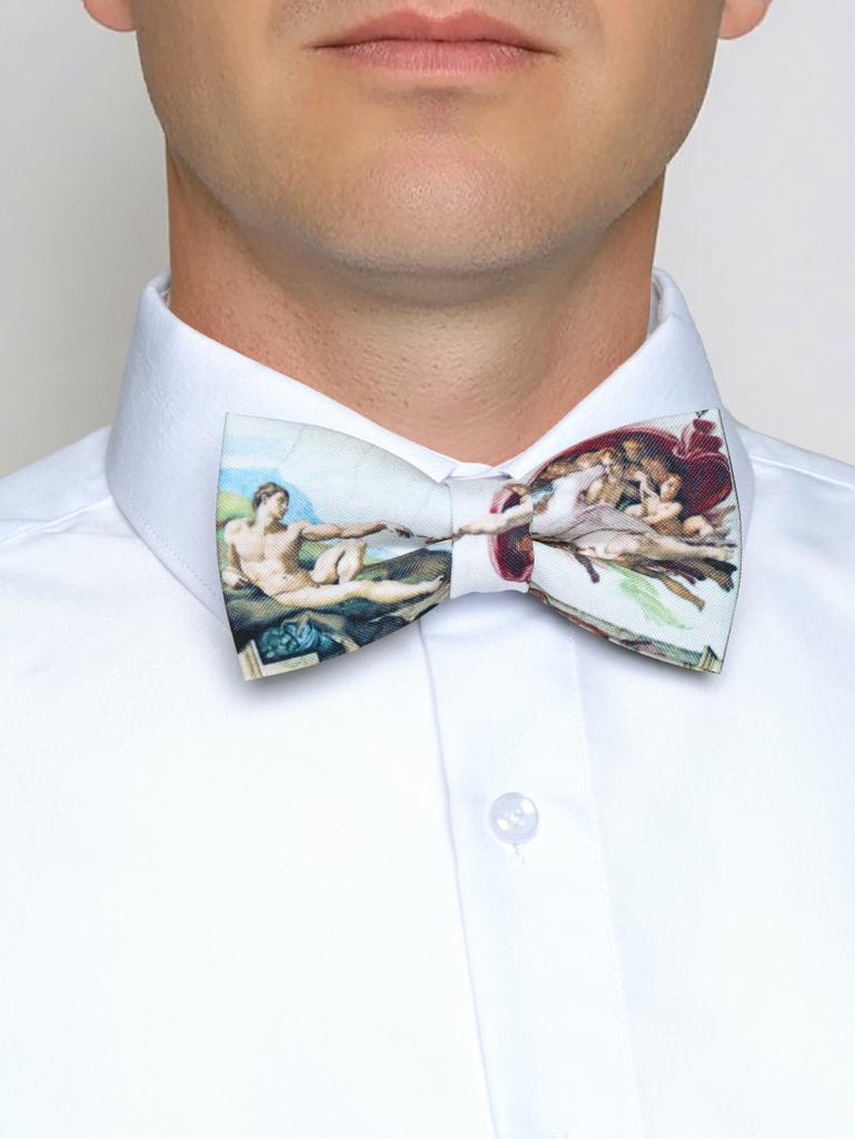 Галстук-бабочка с принтом Сотворение Адама