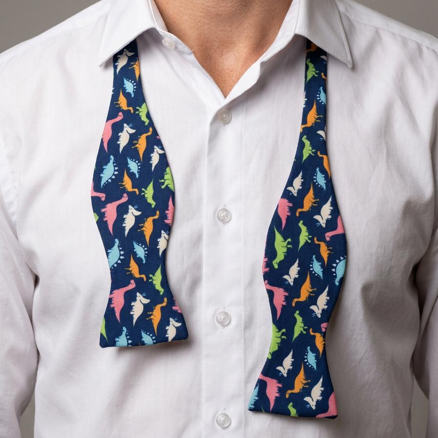 Бабочка самовяз с принтом динозавры