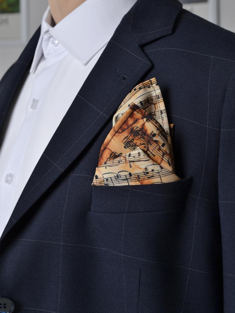 Платок с принтом винтажные ноты