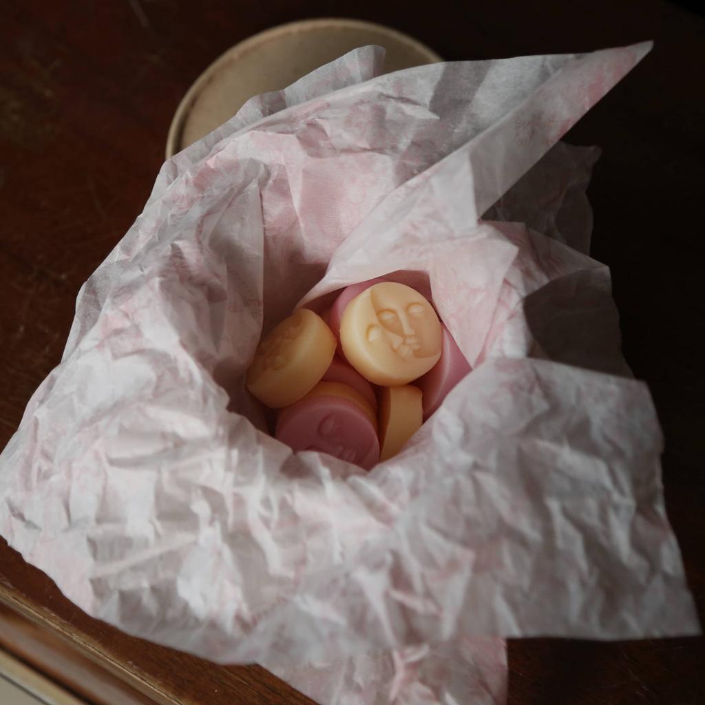 МЕЛТС "МАКАДАМИЯ И САНДАЛ"