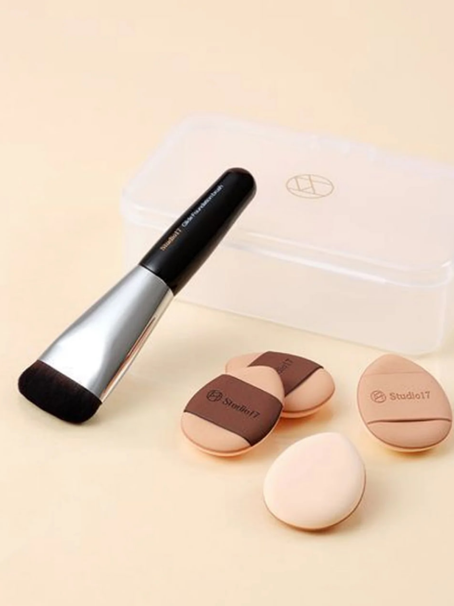 Базовый набор для макияжа STUDIO 17 Skinfit makeup kit (Puff 4ea+Foundation Brush 1ea)