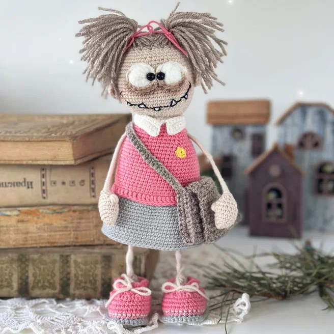 Мастер-класс Школьница-монстрик