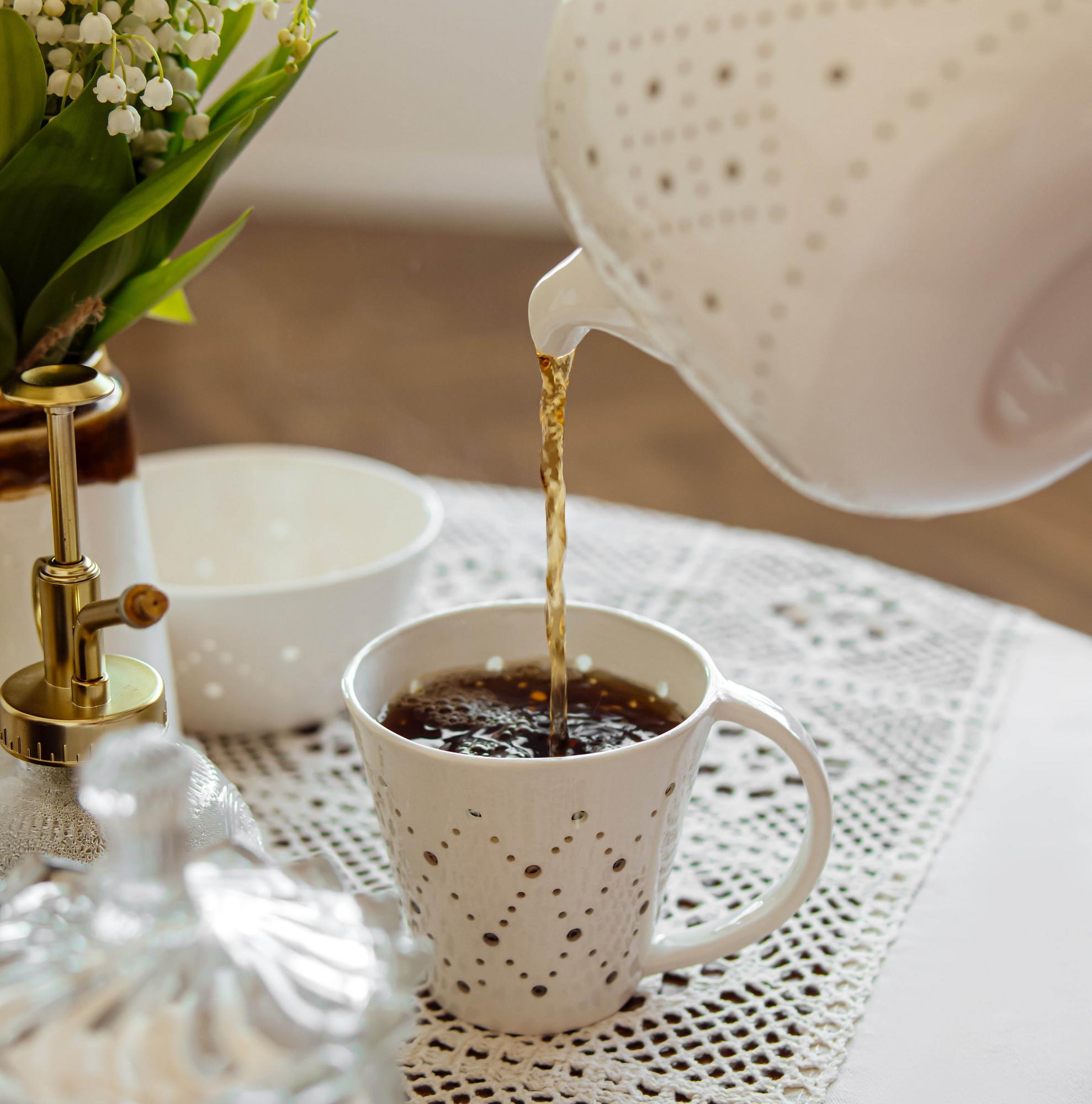 Чайная пара из фарфора с прорезным узором Ромбы (кружка с блюдцем)