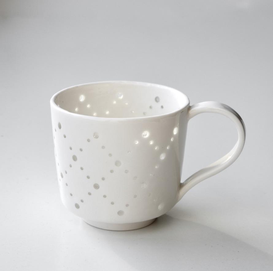 Фарфоровая чашка кофейная с прорезным узором Ромбы