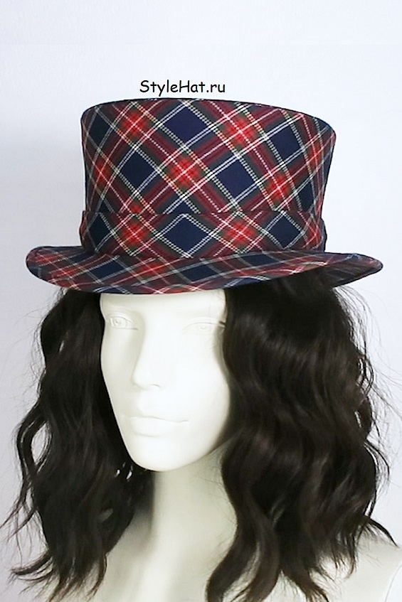 Клетчатая шляпа цилиндр в клетку