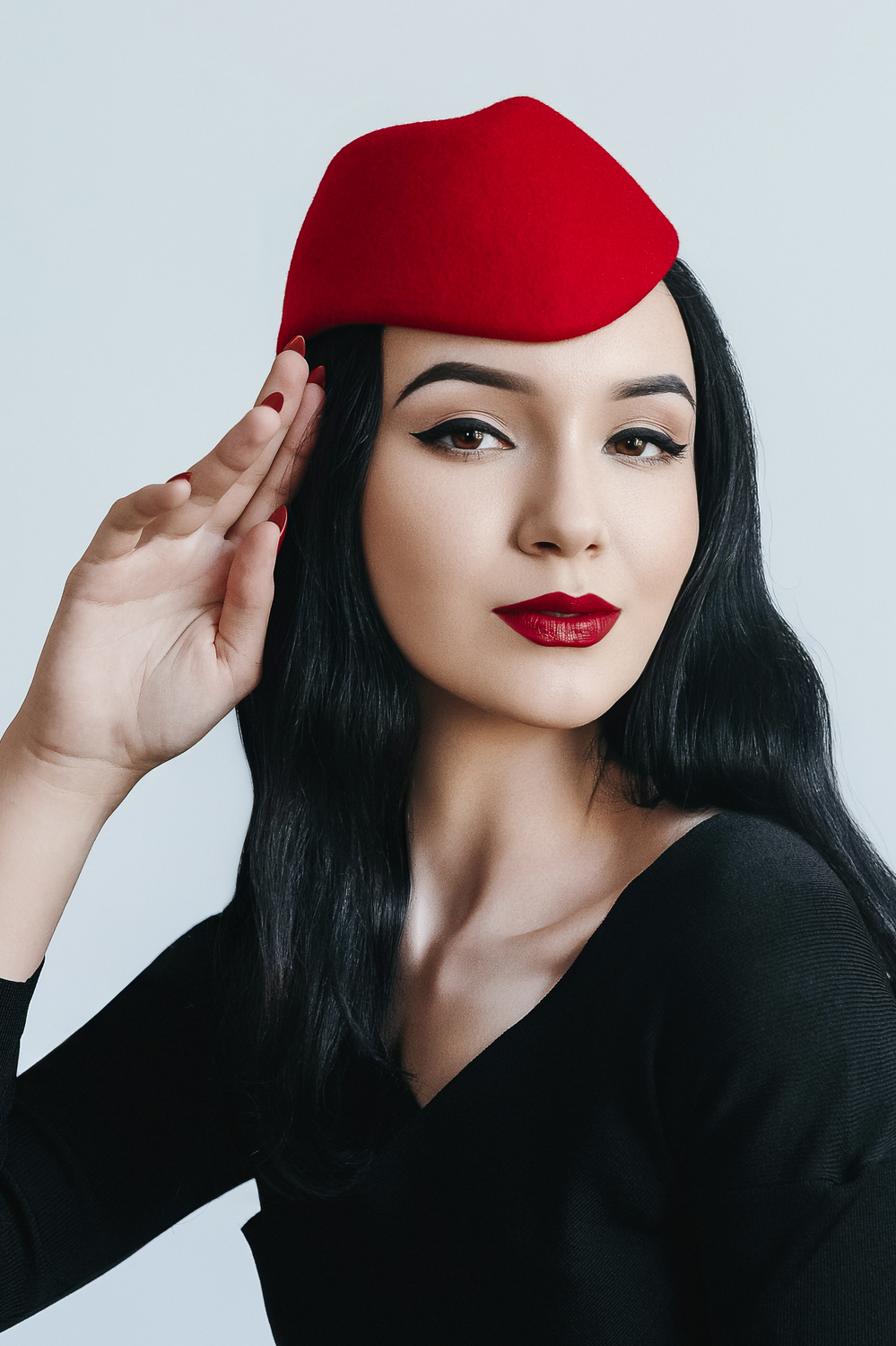 Красная шляпа пилотка стюардесса Жанна