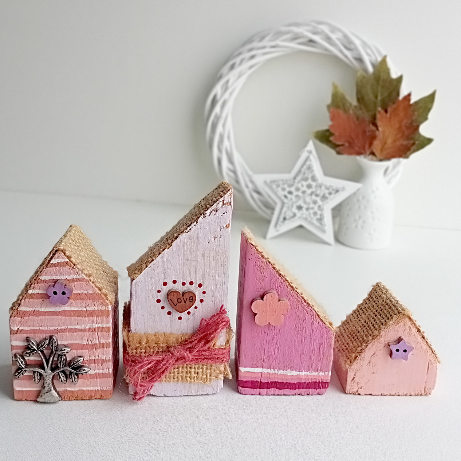 Handmade tiny house. Set of 4.