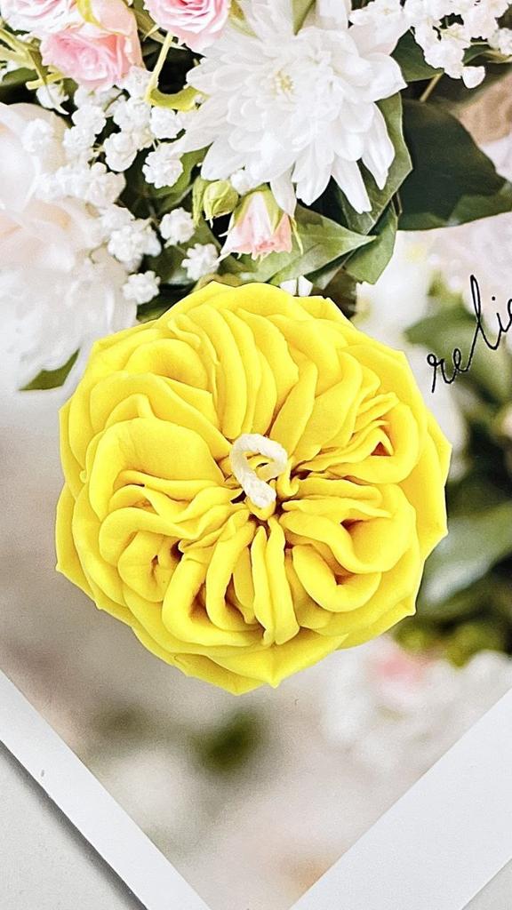 Свеча Английская Роза Элла желтая