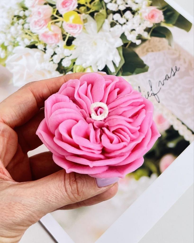 Свеча Английская Роза Элла розовая