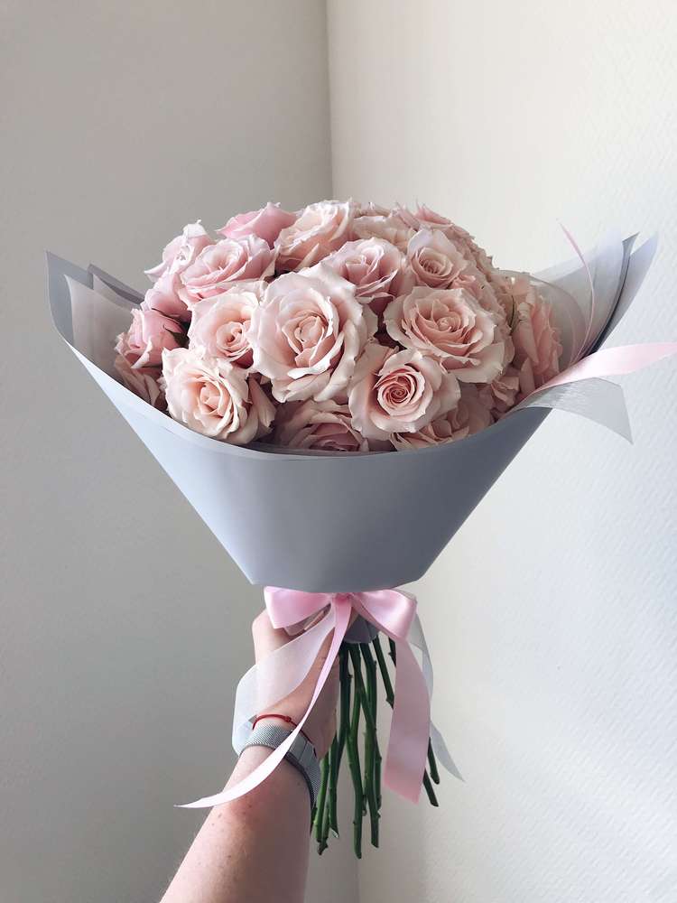 Әйел оргазмы кезінде конвульсияларды бақылаңыз