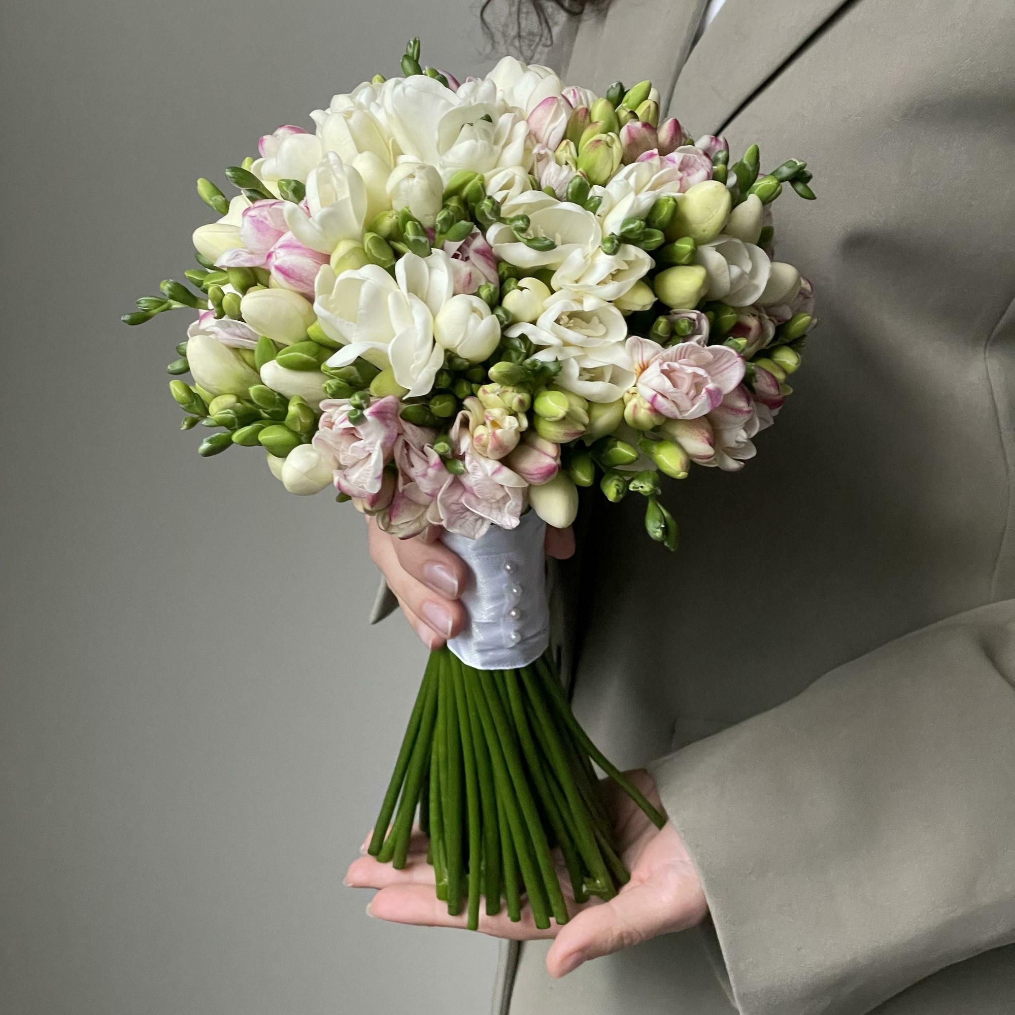 Букет невесты LOV 59