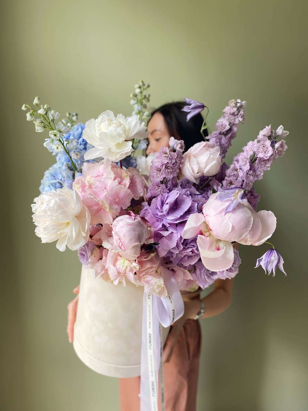 Шляпная коробка "Лавандовый Зефир"