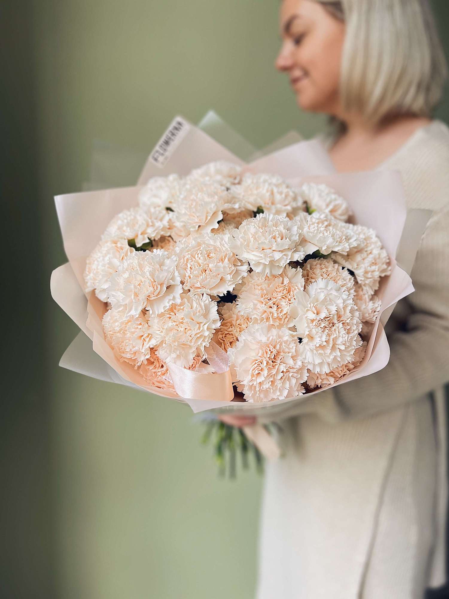 Диантусы "Мун голем"