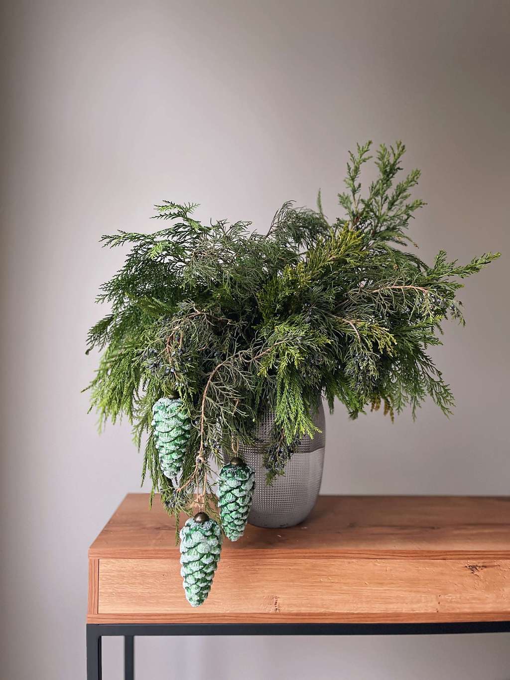 Букет "Охапка хвои"