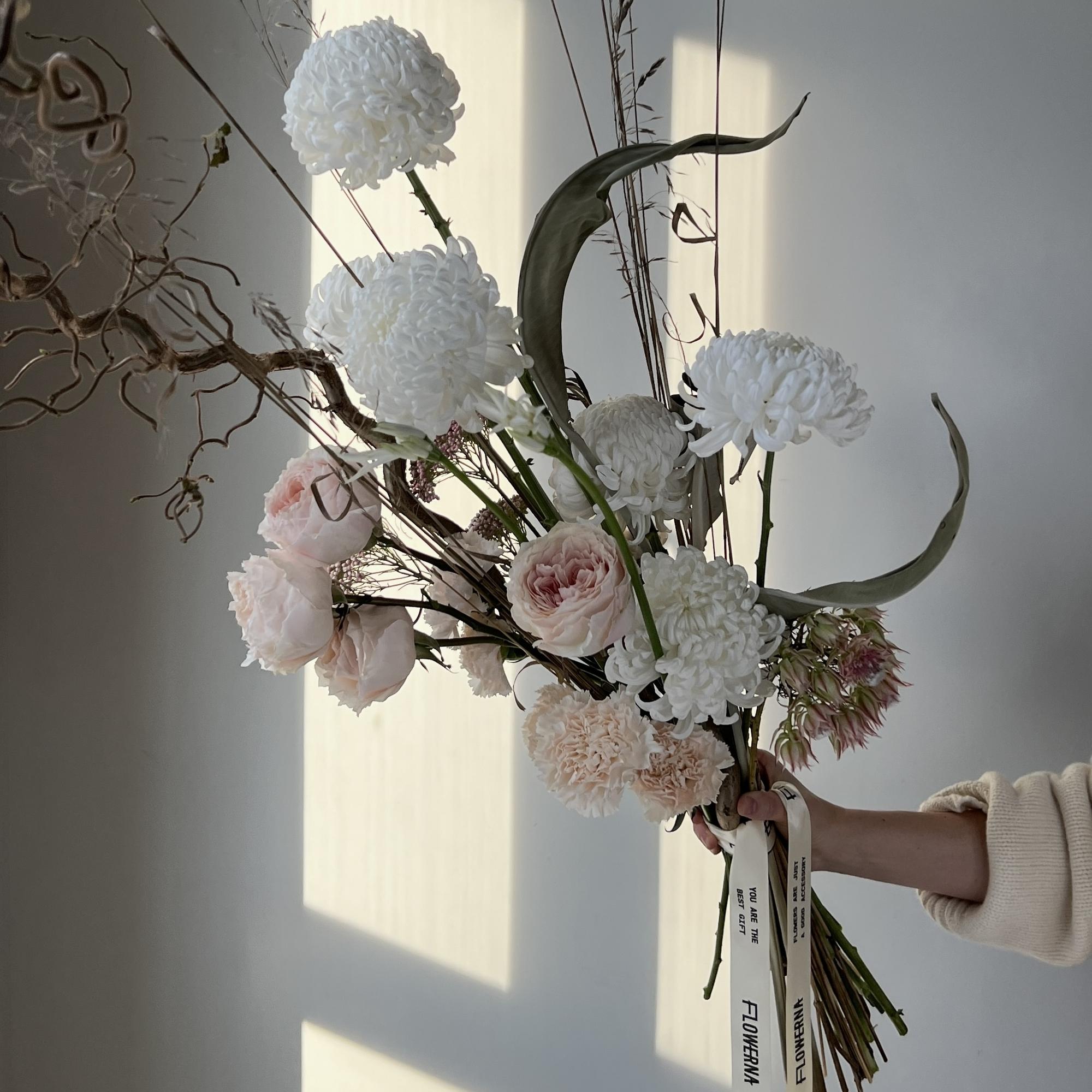 Садовый букет "Особенный и нежный"