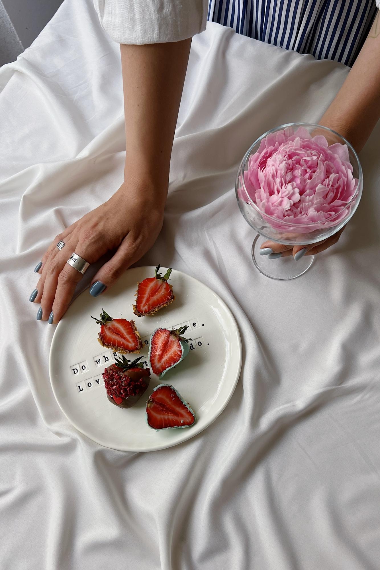 Клубника в шоколаде "Премьер"