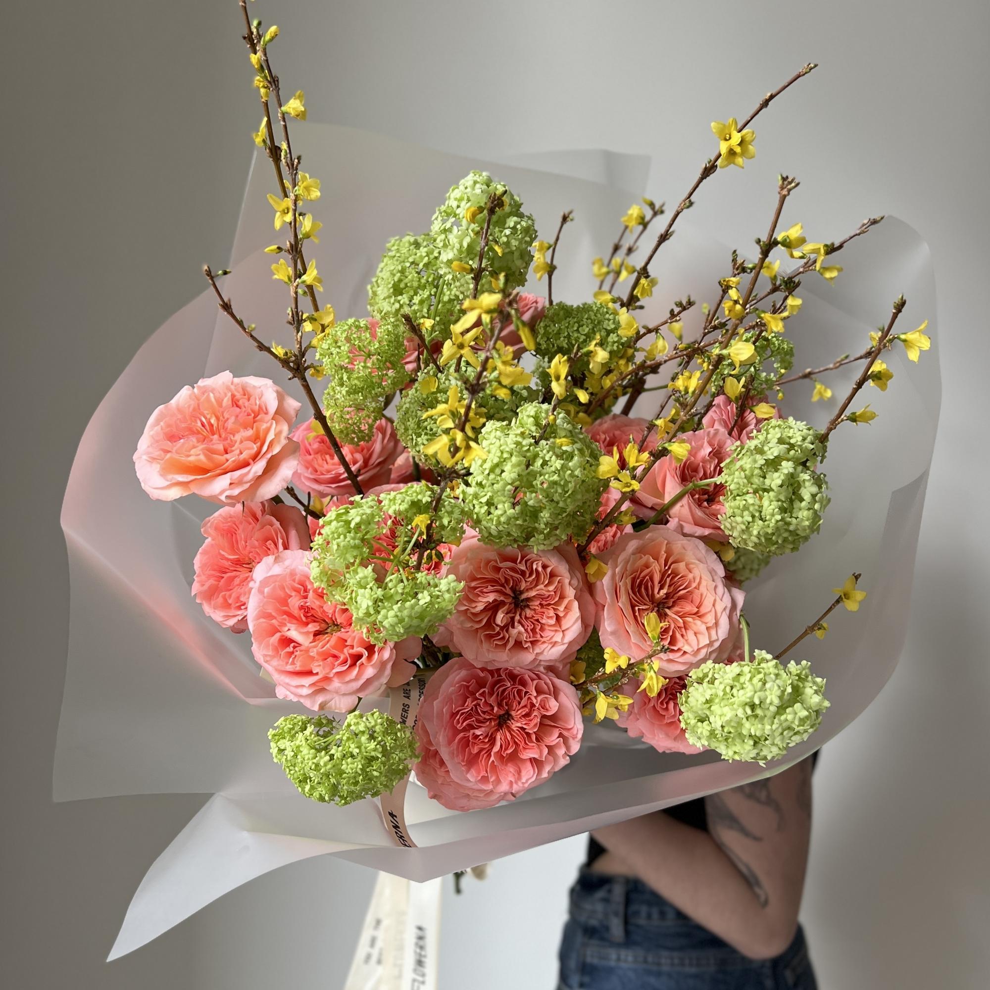 Трио-букет "Мандарин, форзиция, вибурнум"