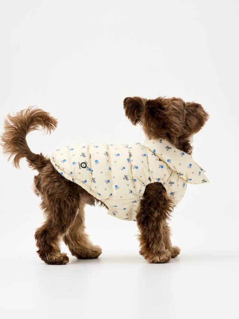 Жилет цветочки на сливочном