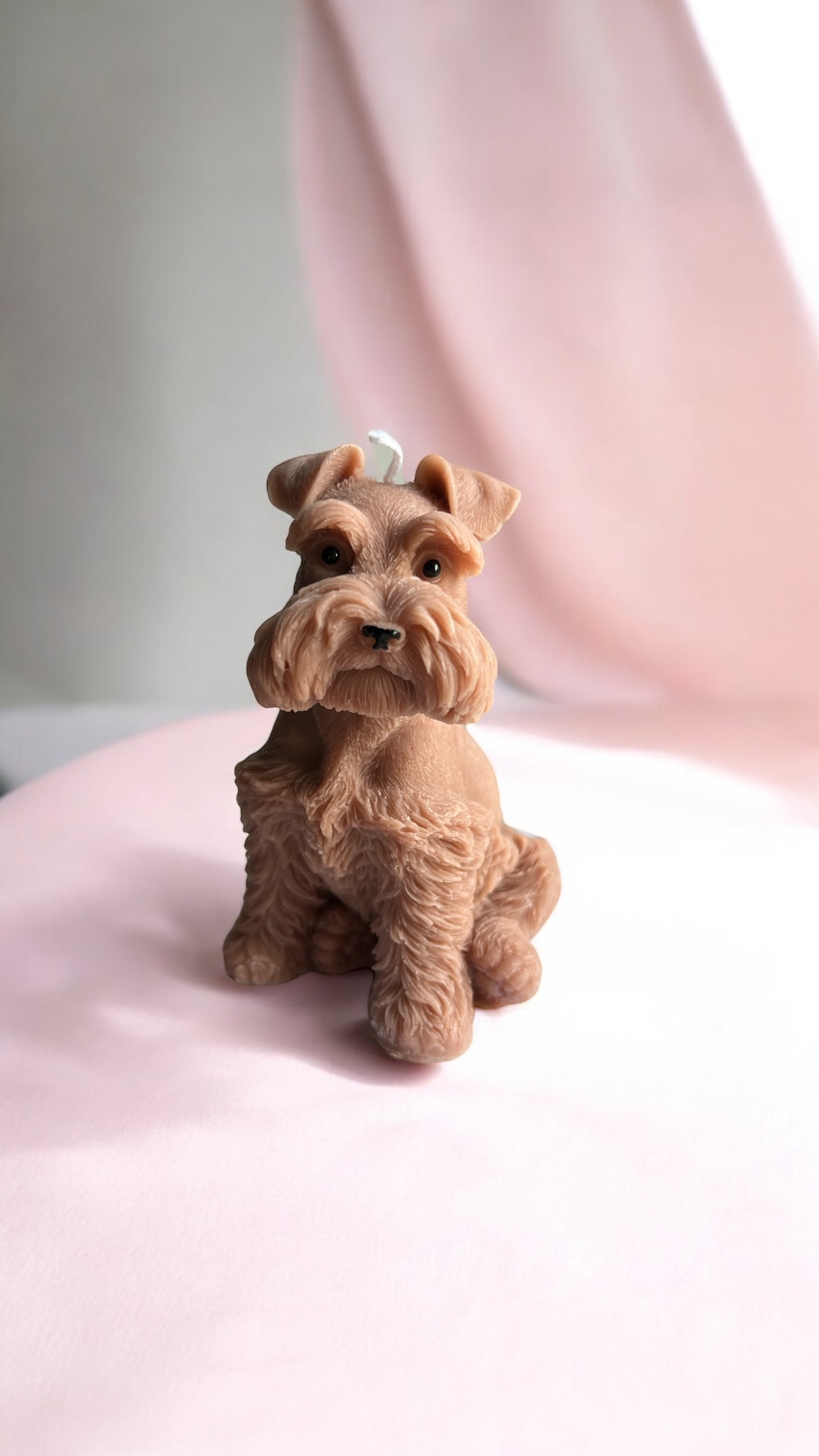 Свеча Le Шнауцер в цвете карамель