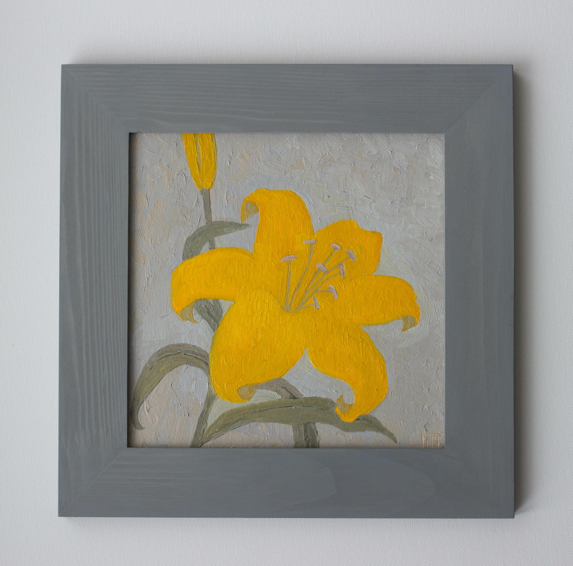 Этюд "Лилия на сером"