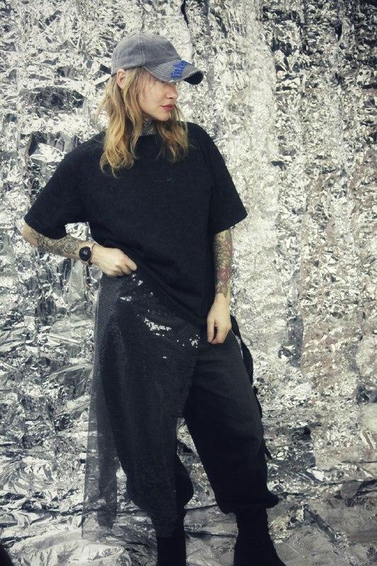 STAR DUST Полу-юбка из пайеток